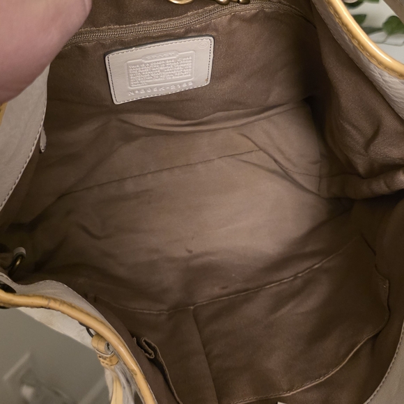 Coach Tie Dye Off White/Yellow Trim Signature Canvas Shoulder Bag - Picture 6 of 6